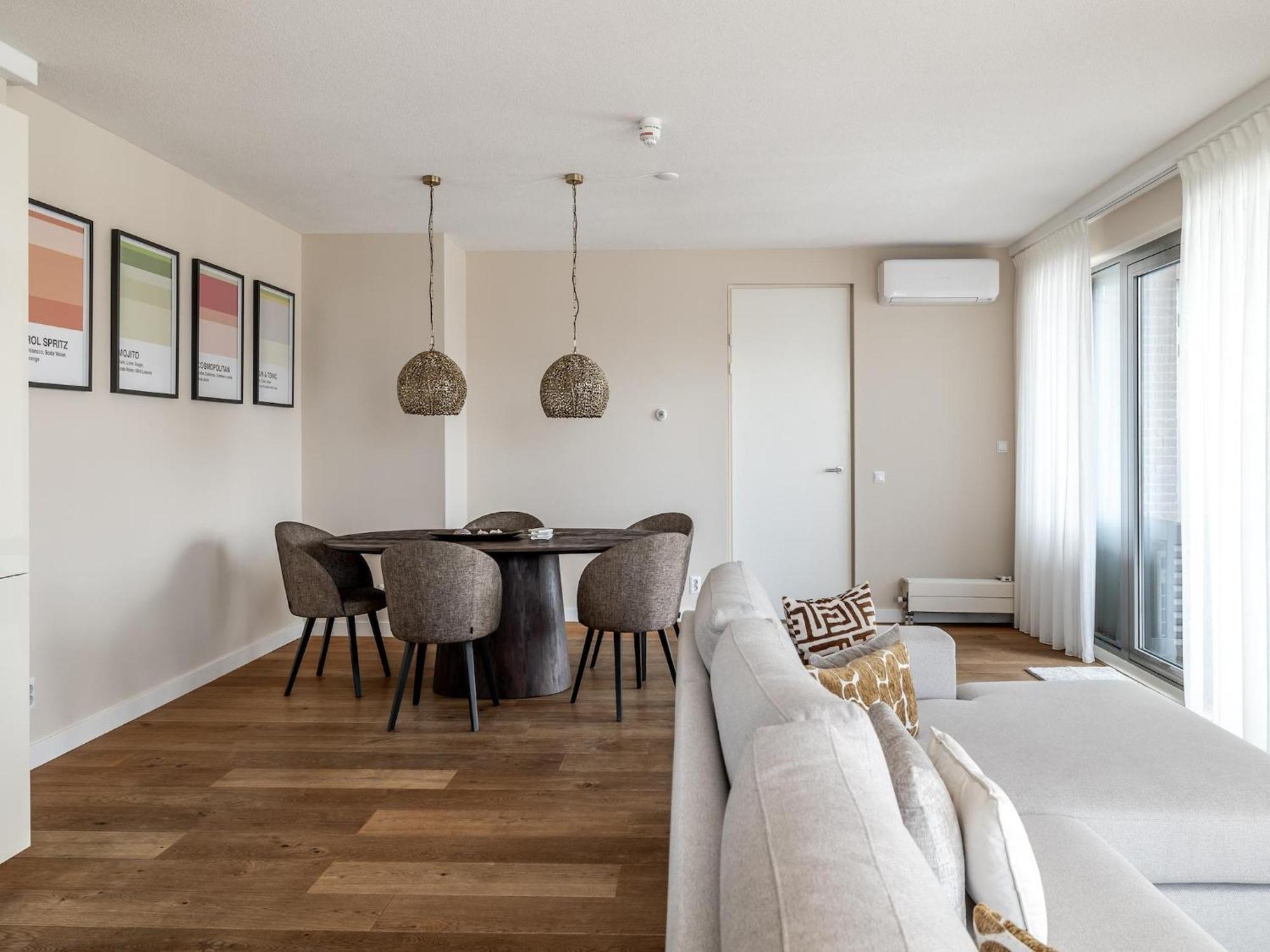 Apartment With Scheveningen Harbor View