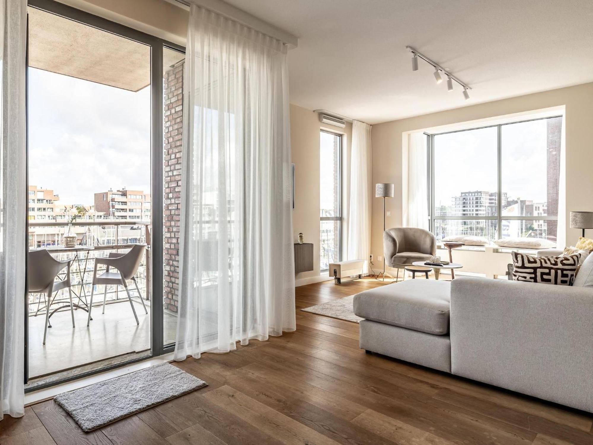 With Scheveningen Harbor View Appartement